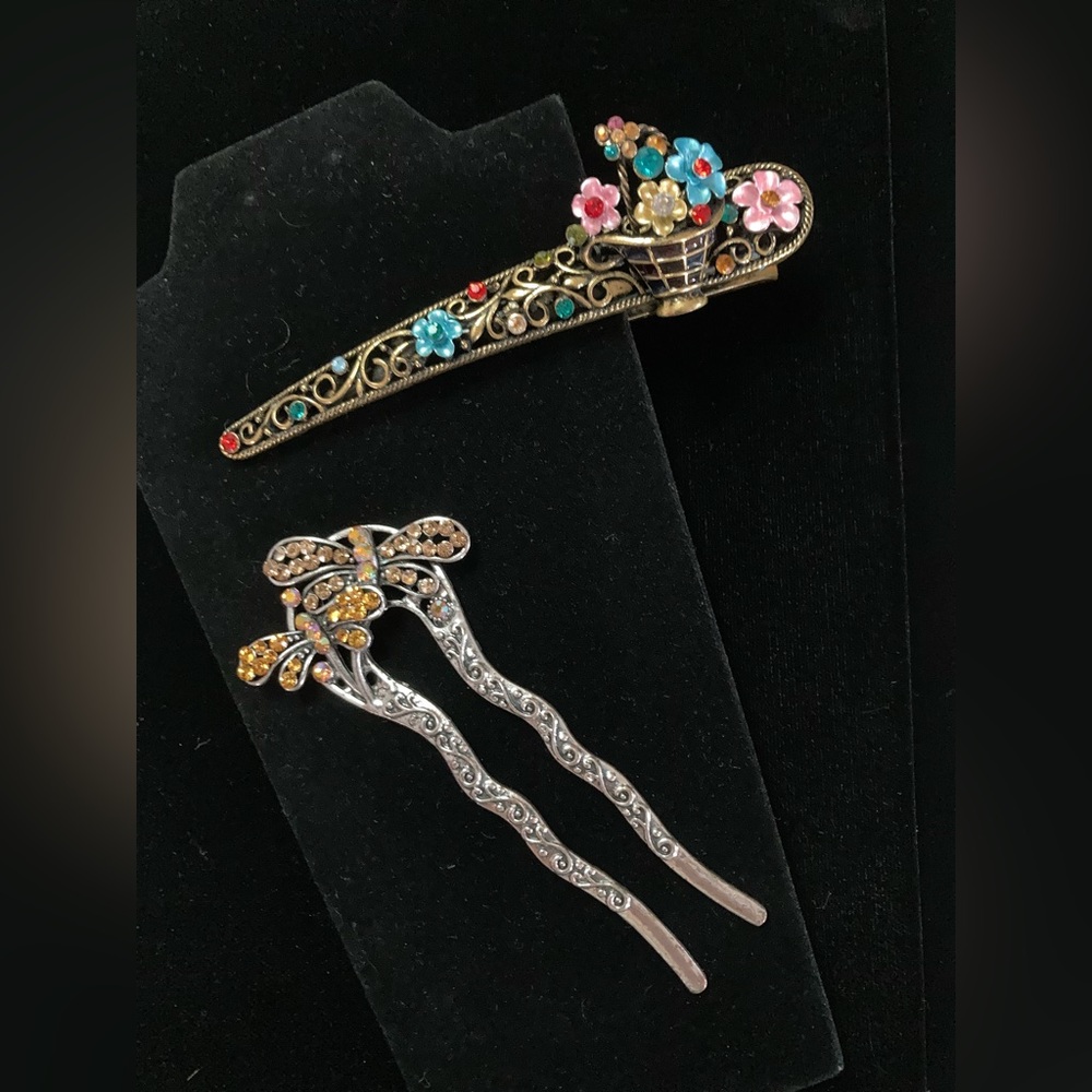 COPY - 2 pc bundle Butterfly dbl prong Hair Pin & Flower basket hair clip Stron…